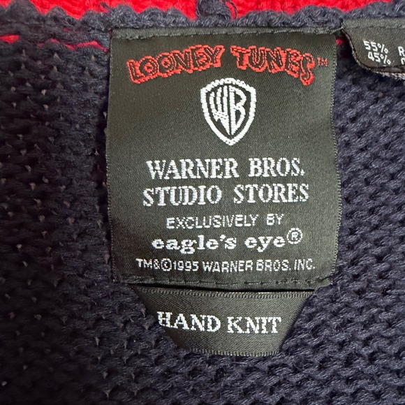 Eagle's Eye Vest Looney Tunes Christmas Tweety Bugs Hand Knit Vintage 1995 Large - Picture 7 of 10